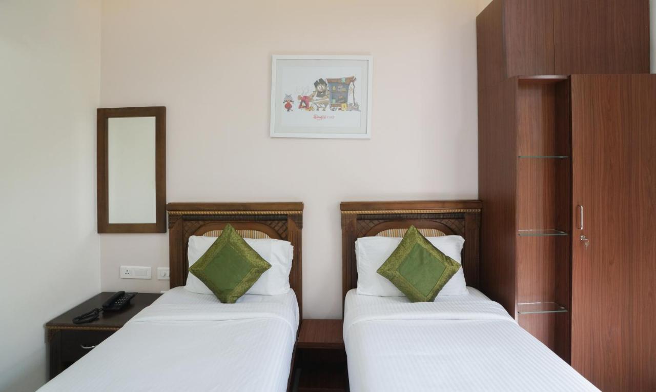 Treebo Trend Madras Inn Chennai Exterior foto